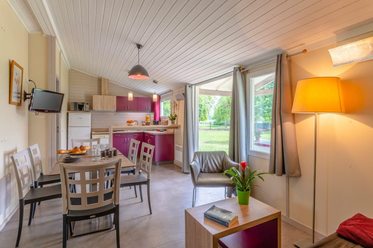 Lagrange Grand Bleu Vacances - Residence Port Lalande Castelmoron-sur-Lot Zewnętrze zdjęcie
